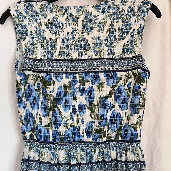 Moon River Maxi Dress Smocked Blue and White Floral Size M - Picture 5 of 8